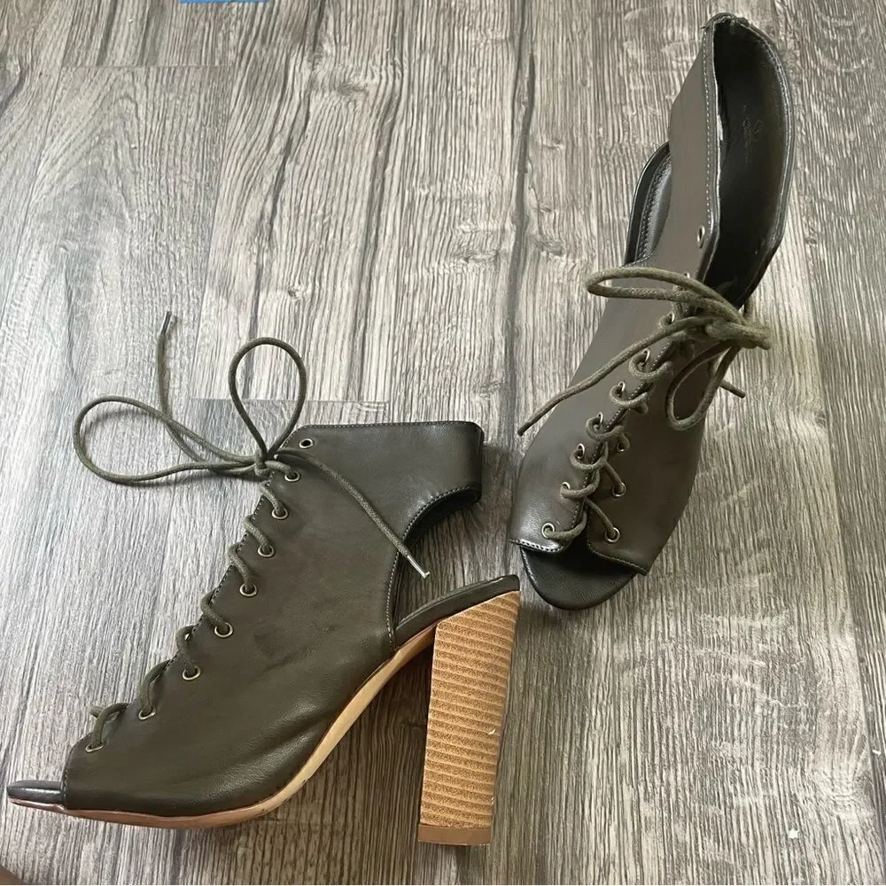 Liliana Sage-11 Vegan Leather Peep Toe Lace Up Chunky Cutout Heel Bootie Olive